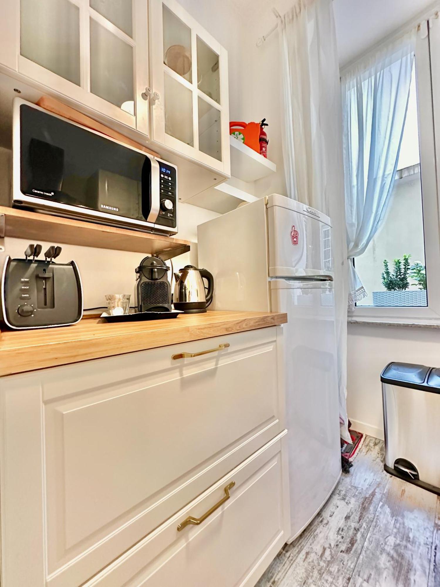 Vacanze Romane Colosseum Apartment *