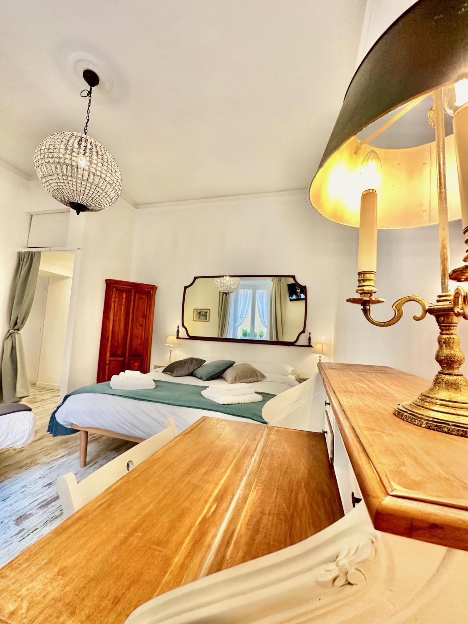 Vacanze Romane Colosseum Apartment *