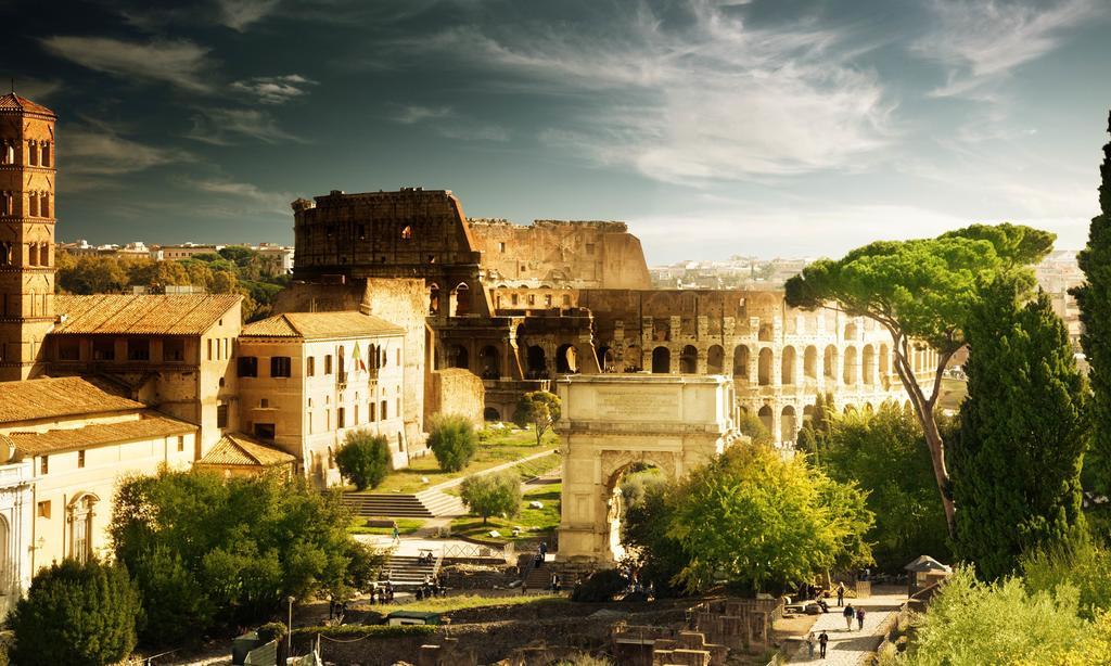 Vacanze Romane Colosseum *